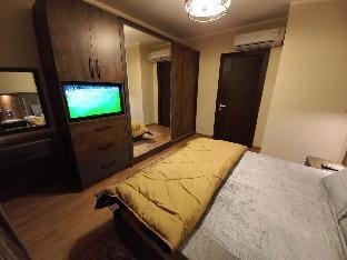 Pool View Garden Suite at 90 Avenue Vacation rental in New Cairo City