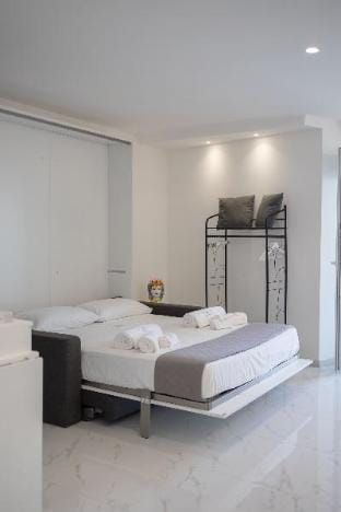 U Scrusciu d’u Mari Luxury Suite Vacation rental in Cefalu