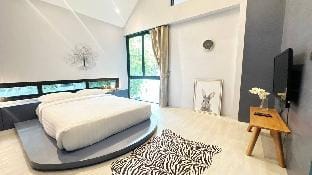 Chuly's villa with 3 BR in Choeng Thale, Phuket  Villa in Choeng Thale