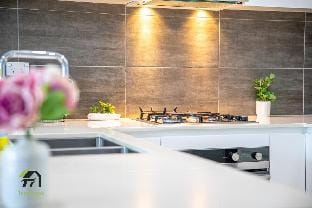 Entire 3 Bedroom in Bankstown Apartment in Sydney