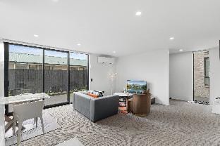 Elegant City Suite 2BR 1.5Bath Vacation rental in Christchurch