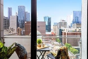 A Cozy & Comfy 2BR Apt Near Victoria Market Vacation rental in Melbourne
