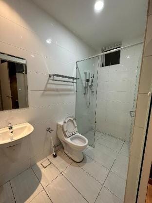 Duplex Penthouse 3BR 9pax@ The Wave Residence Apartment in Malacca