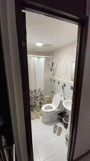 Sparkling Clean Condo w/Pool near Mactan Airport Apartment in Lapu-Lapu City