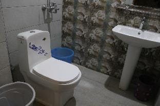 Shaheen Guest Hotel & Apartments Apartment in Islamabad