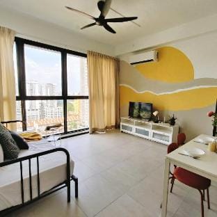 Urban Suite Sunrise View 3BRHomestay@TownUA187 N Vacation rental in George Town