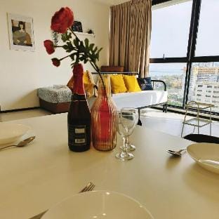 Urban Suite Sunrise View 3BRHomestay@TownUA187 N Vacation rental in George Town