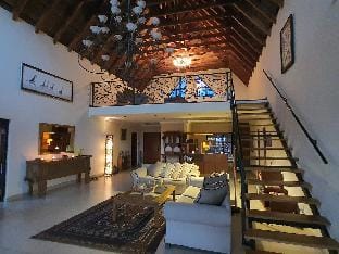 Lagoon hotel   Vacation rental in Cape Town