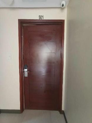 Spacious Studio Apartment B501 Apartment in Makati