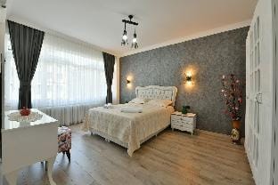 Center Suite 12 Luxury Apartment in Istanbul Sisli Apartment in Istanbul