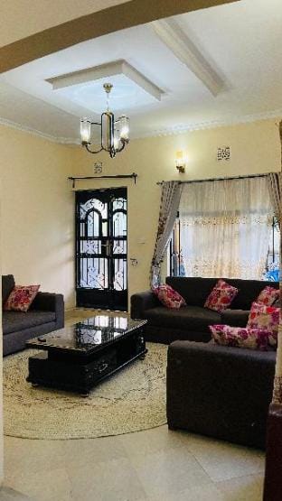 Jamvini House Vacation rental in Arusha