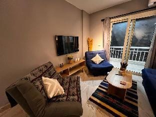 Iconic Tower View,2bdms, aircond Apartment in Cairo Governorate