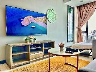 CBD Sky Suites 2BR 7PAX/Carpark Vacation rental in Kota Kinabalu