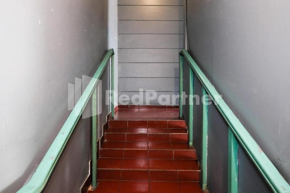 LestInn Homestay Monjali Mitra RedDoorz Hotel in Special Region of Yogyakarta
