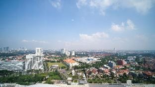 Calm Studio Anderson Supermall Mansion By Travelio Apartment in Surabaya