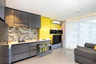 SABAY PROPERTY apart Phuket with a sea view  Apartment in Kamala