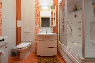 Nadezhda Apartments on Jeltoksan 103, city center Apartment in Almaty