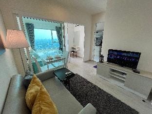Cozy9 Living in Bangkok 60m to MRT near chatuchak Apartment in Bangkok