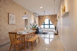 NEW! Cozy Muji 3BR near SunwayVelocity,AEON,MRT Apartment in Federal Territory of Kuala Lumpur