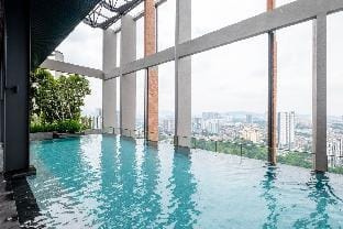 Millerz Square  Free Bus to Mid Valley KL Sentral Apartment in Federal Territory of Kuala Lumpur