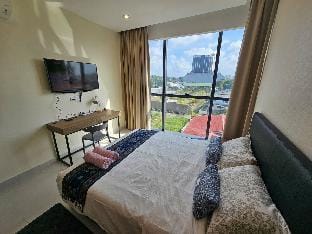 Kozi Square Mountain View 2D Vacation rental in Kuching
