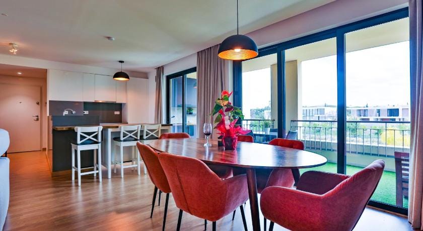 Apartamento T2 novo e espaçoso em Vilamoura Apartment in Olhos de Água