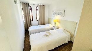 Charming triplex T2 in the Old Village, Vilamoura Apartment in Quarteira