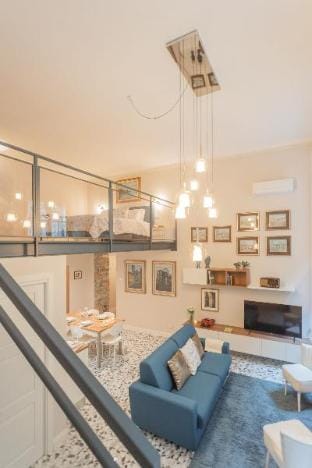 Cinque Giornate 70 Suites Apartment in Como
