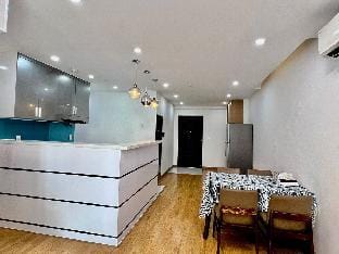 Luxury 2BR Apt,Crescent Mall, FV, SECC, Tam Duc Apartment in Ho Chi Minh City