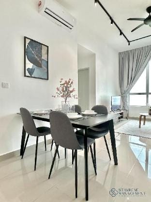 Amber Cove Malacca/2BR 4 Pax/SeaView/WifiNetflix Vacation rental in Malacca