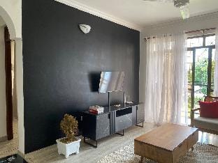 Aval homes- Bamburi 1 bedroom Apartment  Vacation rental in Mombasa
