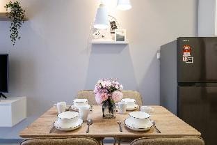 NEW! Cozy & Warm Scandinavian Suites , walk to LRT Apartment in Federal Territory of Kuala Lumpur
