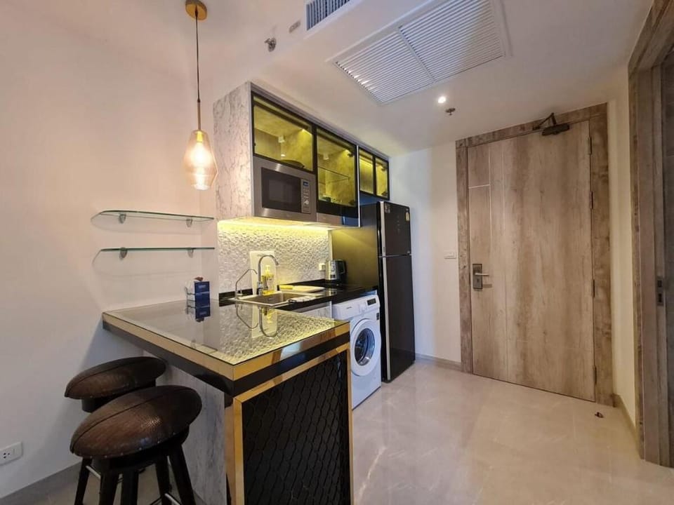 Summit GSR - Riviera Monaco Apartment in Pattaya City