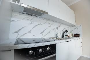 Lake City Apartment Circle Apartment in Tirana
