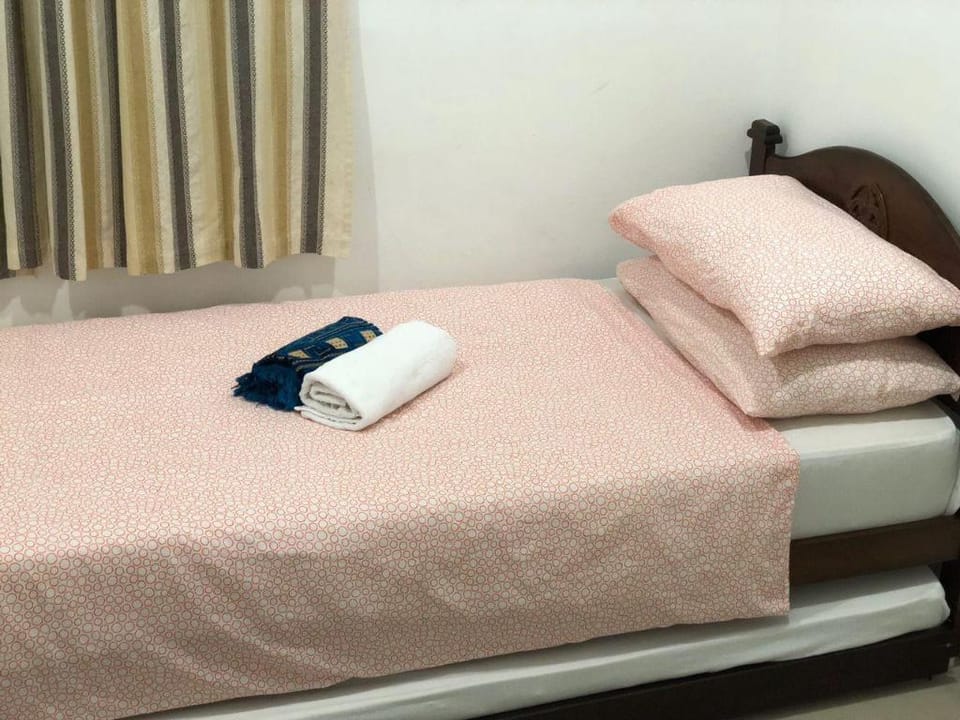 GUEST HOUSE NEAR MSU AND AEONMALL SHAH ALAM Apartment in Subang Jaya
