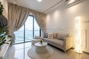 Cozy Home@United Point 3BR7Pax,Pool,AboveMall,Gym Apartment in Petaling Jaya