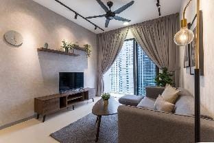 Minimalist Home 3BR2Bath,AEON,Starbucks,Playground Apartment in Petaling Jaya