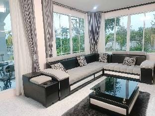 Pannipa Home Vacation rental in Thailand