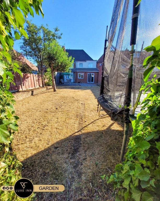 #Big#5BRFamilyHome# Contractors# 15 min to centre Vacation rental in Birmingham
