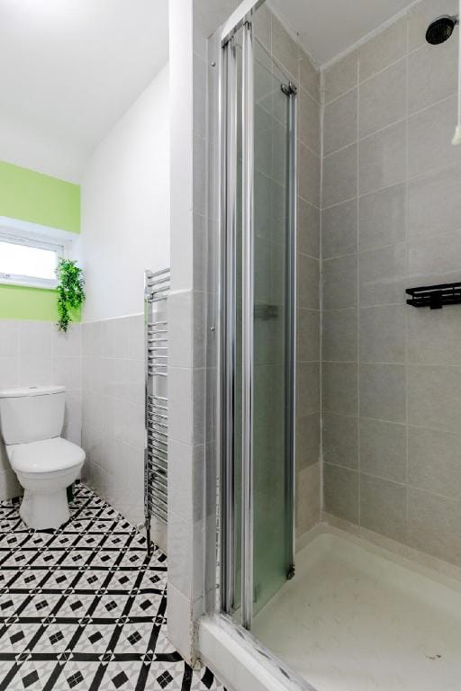 #5BR house#FreeParking#offA12#Families#Sleeps13* Vacation rental in Ilford