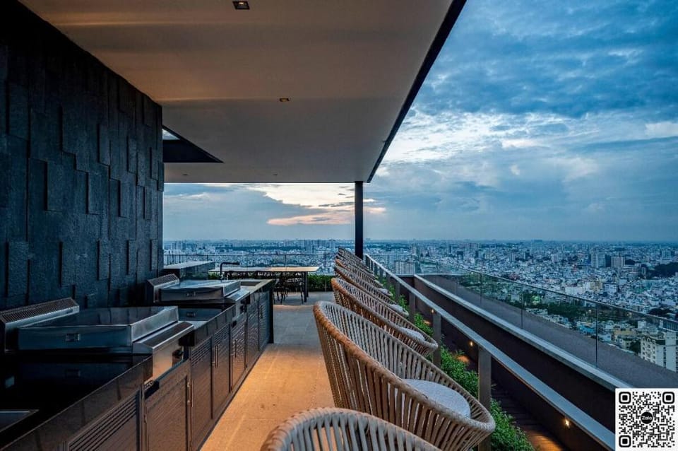 Dist 1_The MarQ 5*Condo_ 2BRs_FREE Pool/Gym/Sauna Vacation rental in Ho Chi Minh City