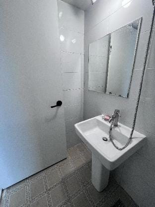 new) near hongdae  2rooms, 3beds 1st floor [2]-17 Villa in Seoul