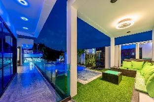 Cozy 4BR Family Villa- Pool & Fun Kids' Playground Villa in Rawai