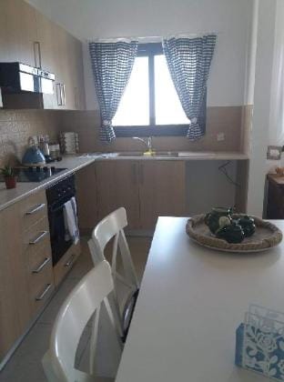 Two bedrooms apartment :Mountain and sea view Apartment in Oroklini
