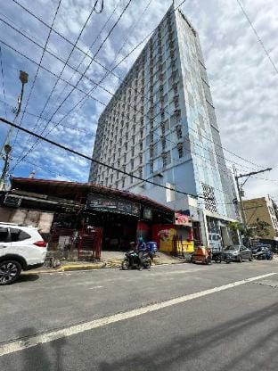 Forbes Hall Transient/Dorm/Condo Apartment in Manila City