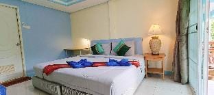 Forever Kohmook Bungalows Hotel in Thailand