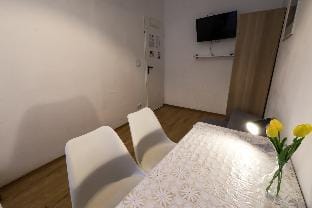 Pest-Port Apartment-ROOM 1 Apartment in Budapest