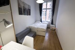 Pest-Port Apartment-ROOM 2 Apartment in Budapest