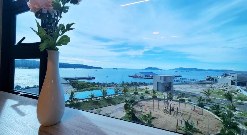 Jesselton Quay Kota Kinabalu City Centre LW Suites Hotel in Kota Kinabalu