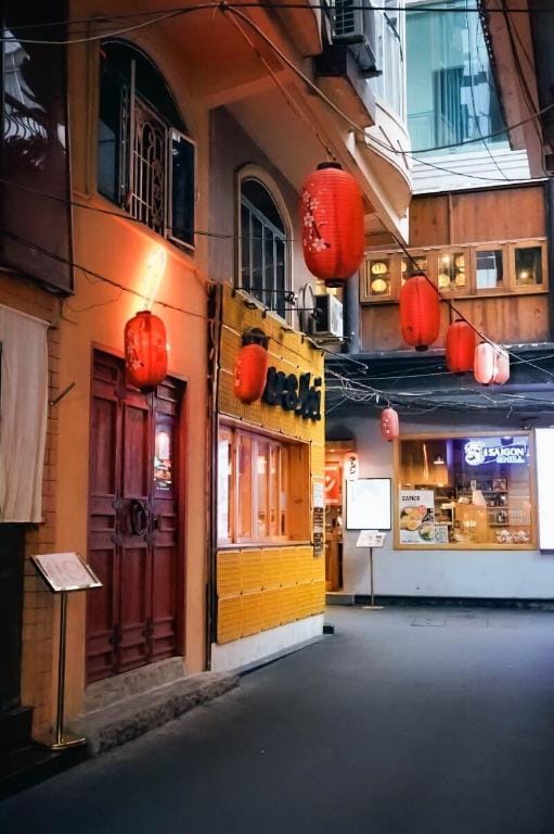 D1 HCMC Japanese Art Deco Hotel - Whole Building  Apartment in Ho Chi Minh City